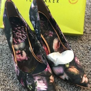 Ted Baker Pumps
